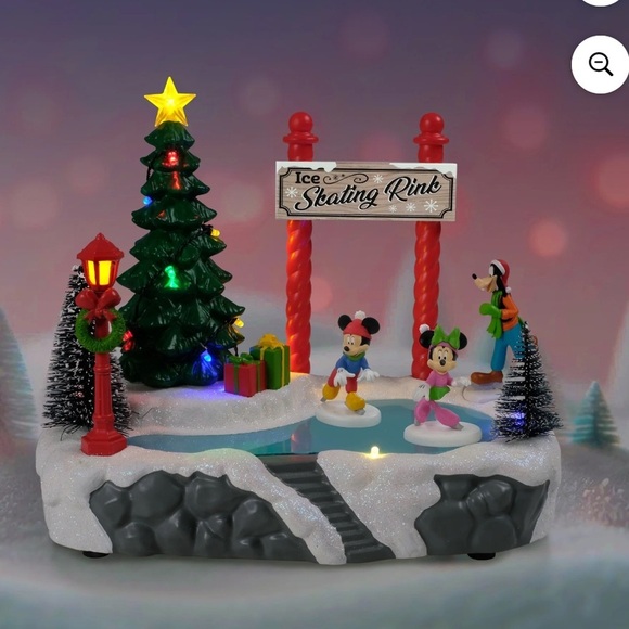 Disney Skating Rink Lights Music Christmas Village NEW Mickey Mouse Minnie Goofy